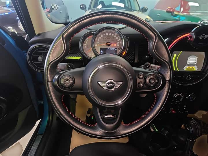 MINI Hatch — фото 11