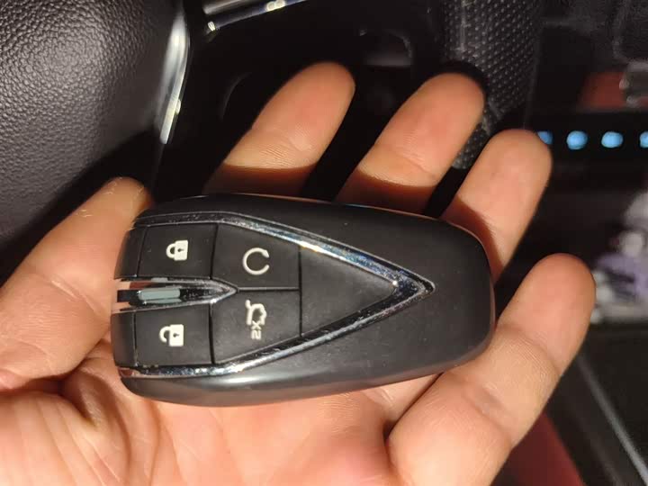 Changan CS75 PLUS 2020 2.0 T AT — фото 12