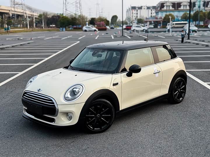 MINI Hatch — фото 1