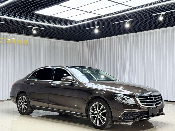 Mercedes-Benz E-Class 2018 E 300 L Luxury — фото 3