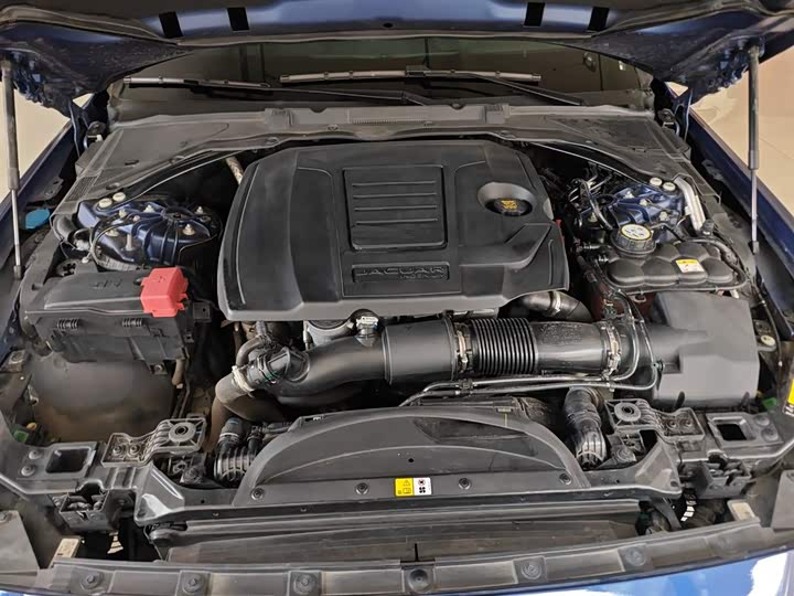 Jaguar XEL 2022 2.0 T 250 PS R-DYNAMIC S — фото 20