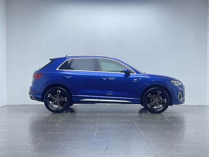 Audi Q3 2021 45 TFSI quattro — фото 8