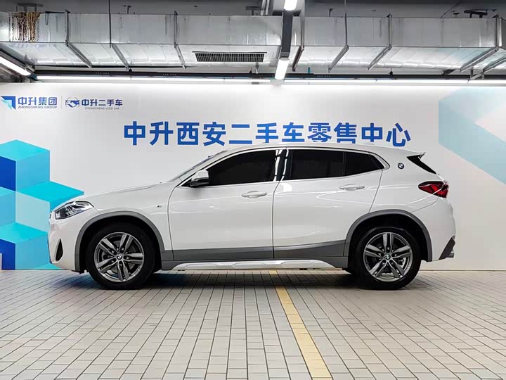 BMW X2 2020 s Drive 25i Leading M — фото 3