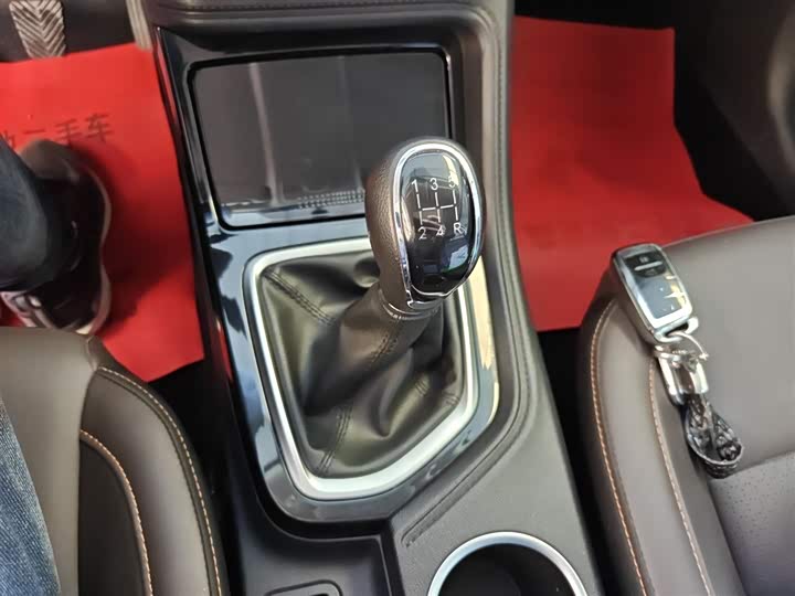 Changan CS35 PLUS 2019 1.6 L MT — фото 14