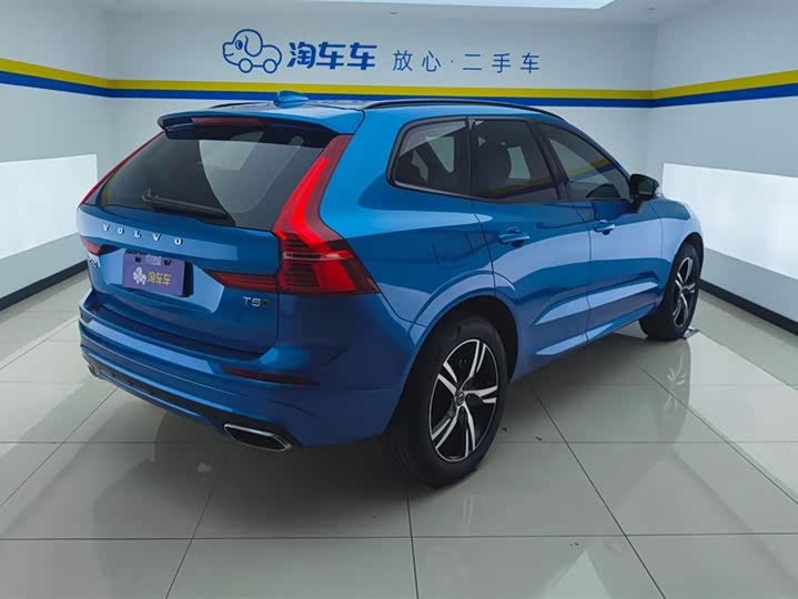Volvo XC60 2021 T 5 4 WD — фото 3