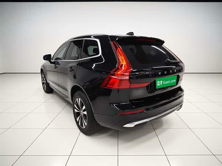 Volvo XC60 2024 B 5 4 WD — фото 5