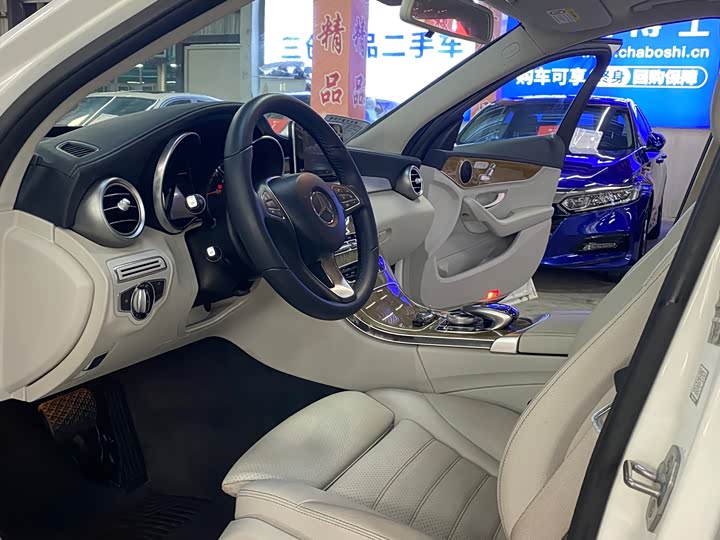 Mercedes-Benz C-Class C 200 L — фото 10