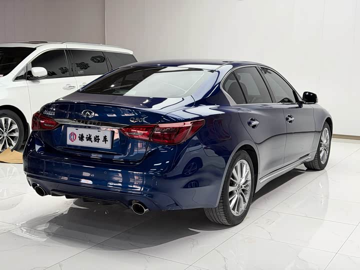 Infiniti Q50L 2019 2.0 T 30 — фото 4