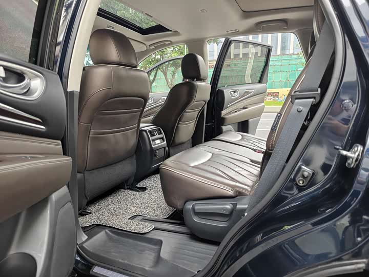 Infiniti QX60 2018 2.5 S/C Hybrid 2 WD — фото 15