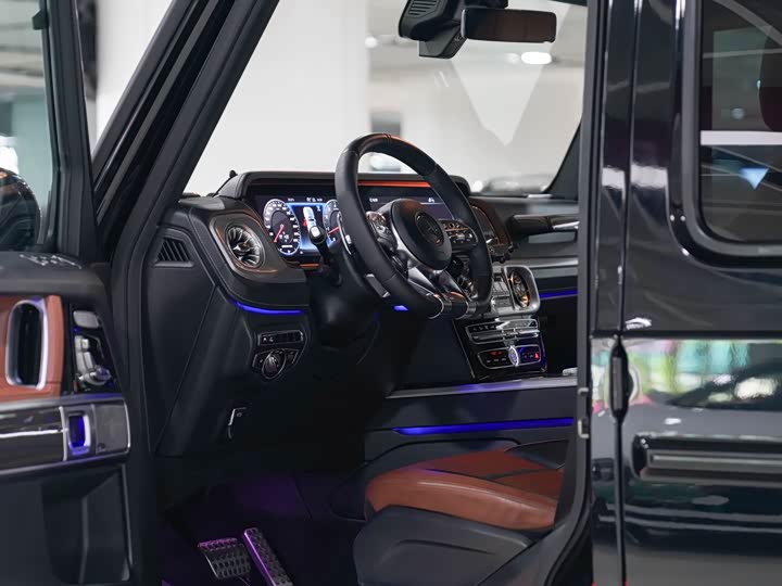 Mercedes-Benz G-Class 2019 AMG G 63 — фото 9