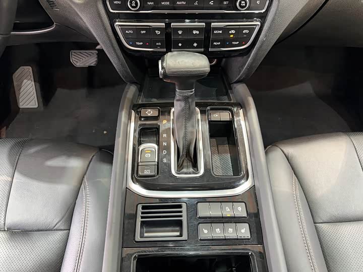 Trumpchi GS8 2017 320 T 2 WD ( ) — фото 7