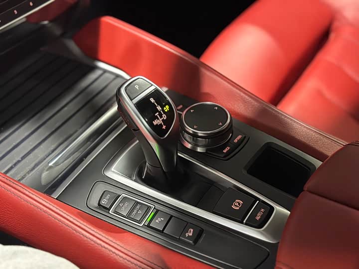 BMW X6 2017 x Drive 35i M Sport — фото 22