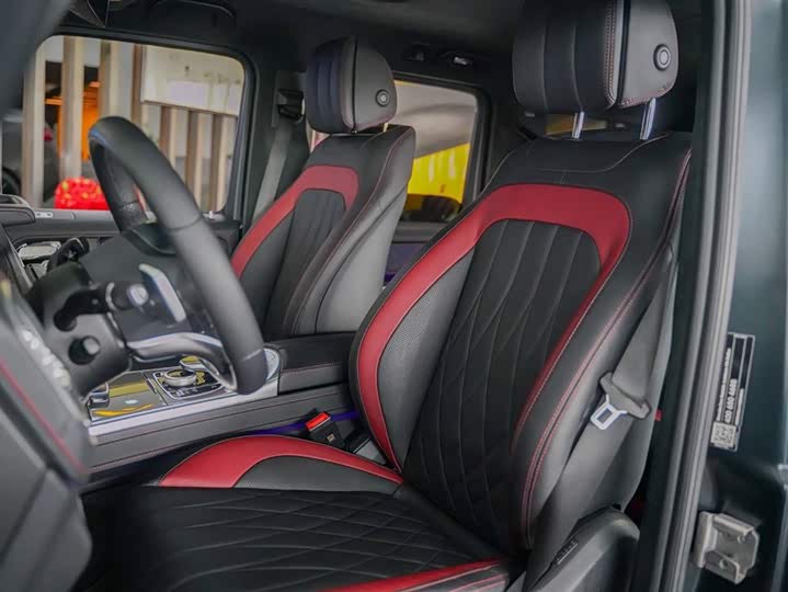 Mercedes-Benz G-Class 2024 G 500 — фото 11