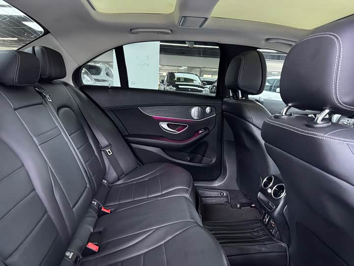 Mercedes-Benz C-Class C 260 L — фото 16