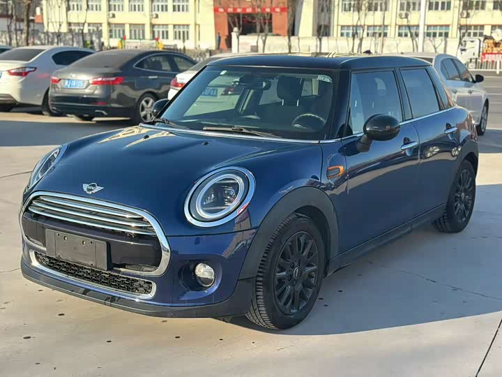 MINI Hatch — фото 1
