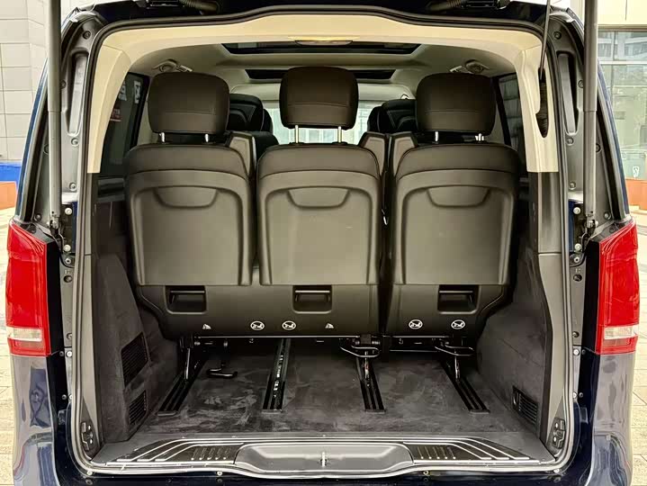 Mercedes-Benz V-Class 2021 V 260 — фото 15