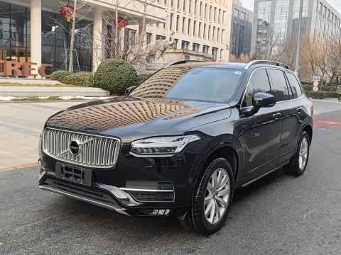 Volvo XC90 2018 T 6 7 — фото 31