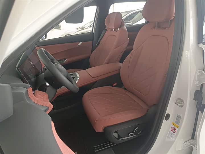 Changan CS75 PLUS 2025 1.5 T — фото 15