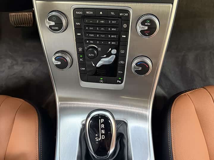 Volvo S60 2018 S 60 L T 4 — фото 24