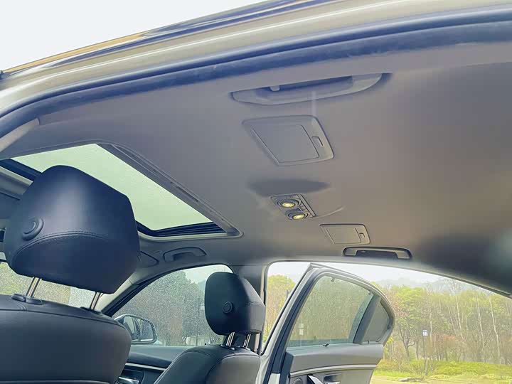 BMW 3 Series 320Li стиль — фото 12