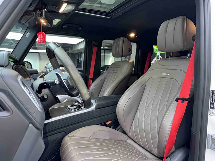 Mercedes-Benz G-Class 2022 AMG G 63 — фото 13