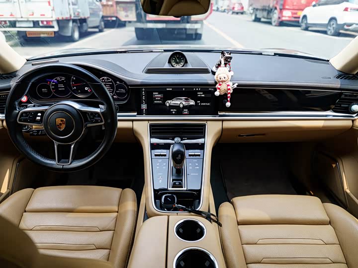 Porsche Panamera 2017 Panamera 4 Sport Turismo 3.0 T — фото 16