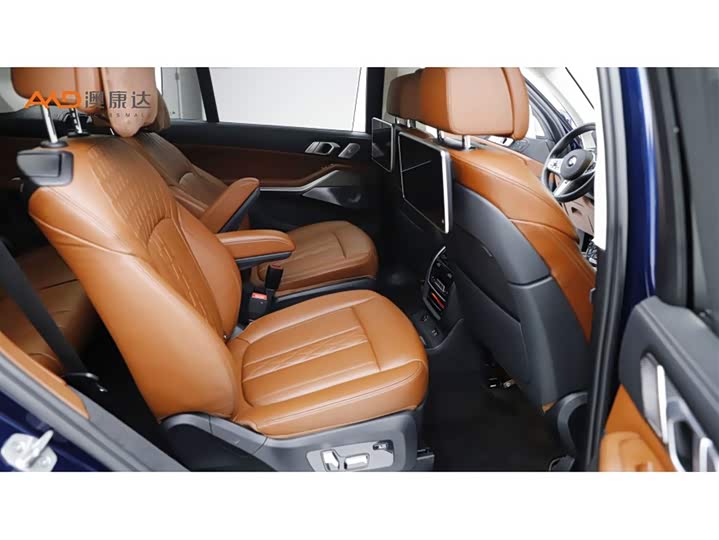 BMW X7/40i/3.0T/22 /x Drive M — фото 8