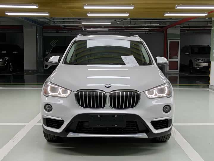 BMW X1 2019 x Drive 20 Li — фото 3