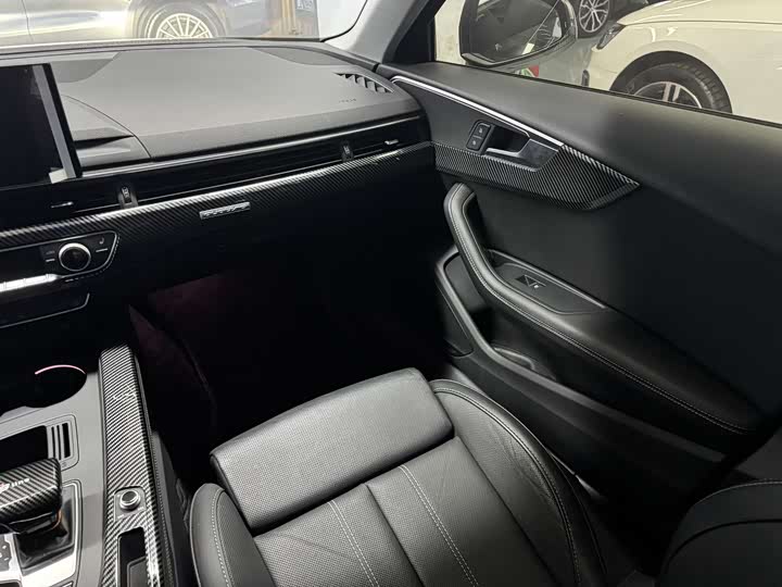 Audi A4L 2020 40 TFSI — фото 7