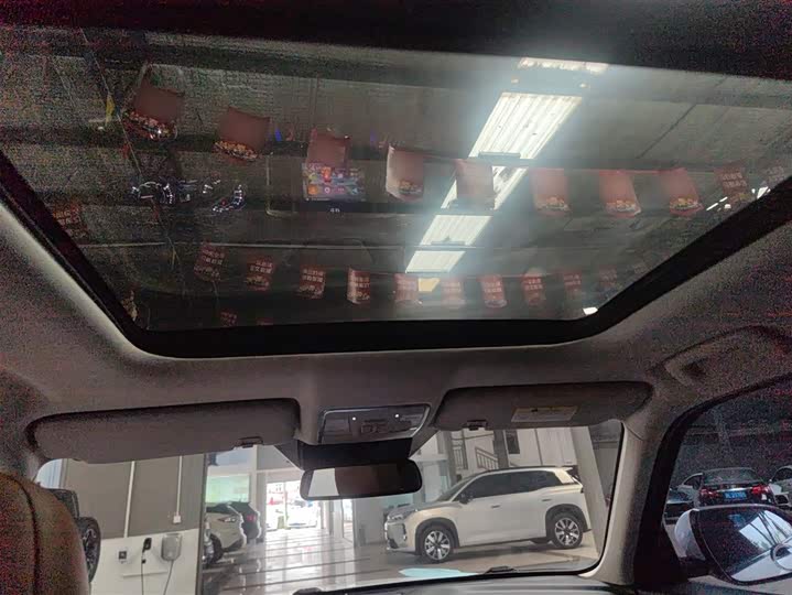 Changan CS95 2017 2.0 T 2 WD — фото 18