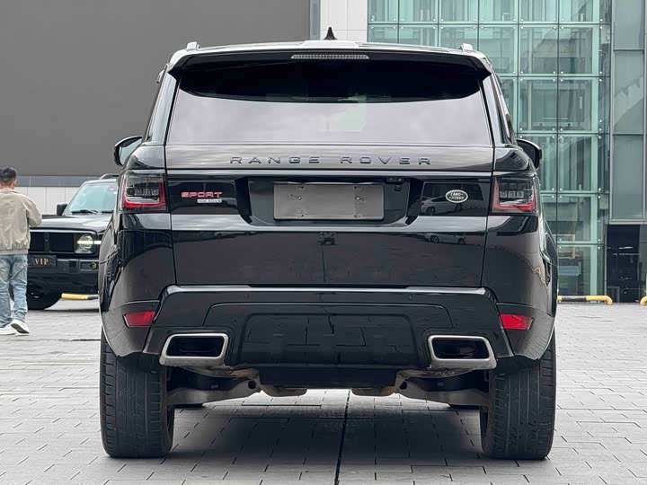 Land Rover Range Rover Sport — фото 15