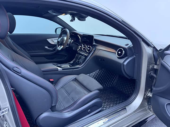 Mercedes-Benz C-Class 2019 AMG C 43 4 MATIC — фото 11