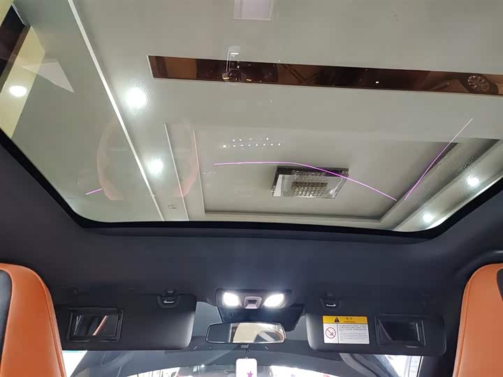 Changan UNI-V 2024 1.5 T Sport — фото 18