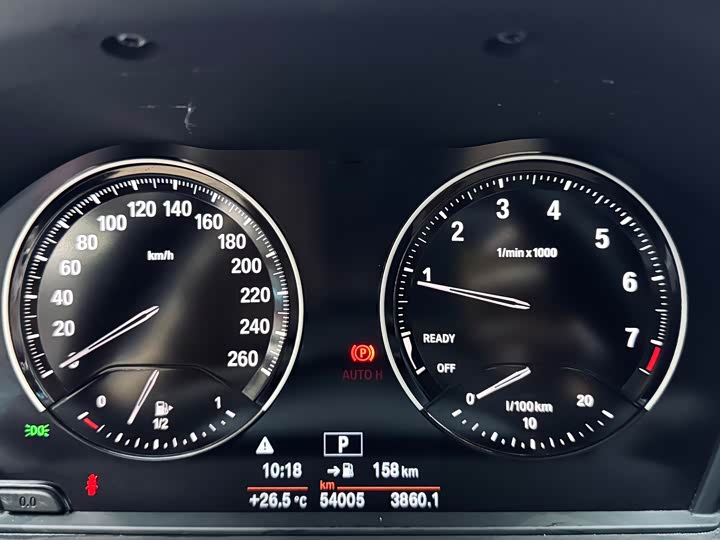 BMW 1-Series 2018 118i Sport — фото 21