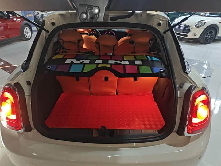 MINI Hatch — фото 19