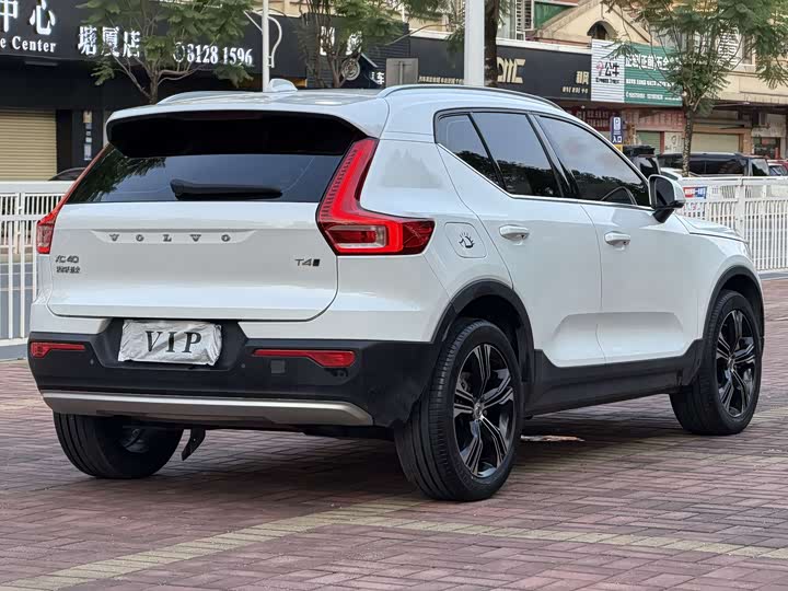 Volvo XC40 2021 T 4 WD — фото 4