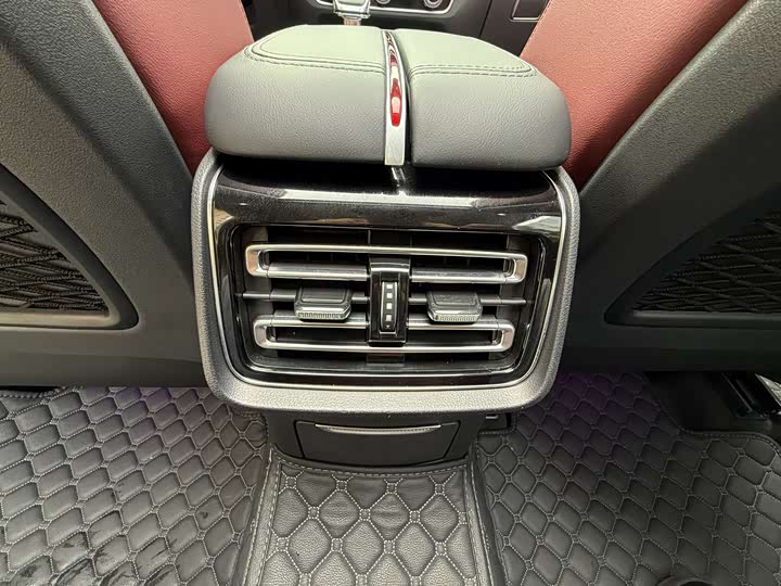 Hongqi HS5 2023 2.0 T Pro — фото 15