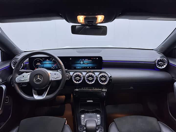 Mercedes-Benz A-Class 2020 A 200 L — фото 24