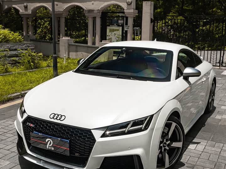 Audi TT 2017 TT RS 2.5 T Coupe — фото 5