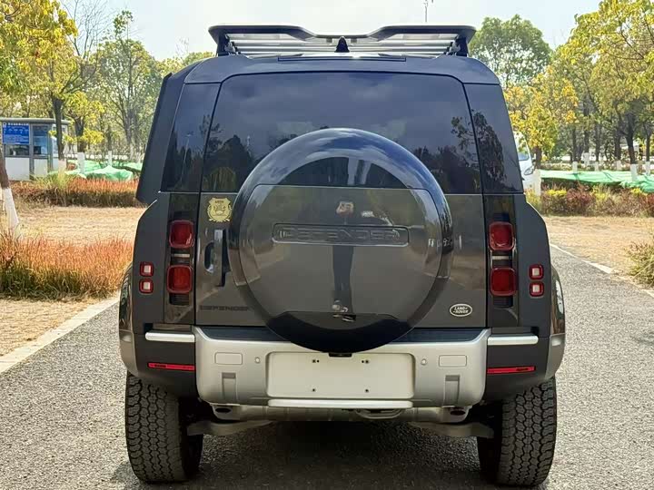 Land Rover Defender — фото 13