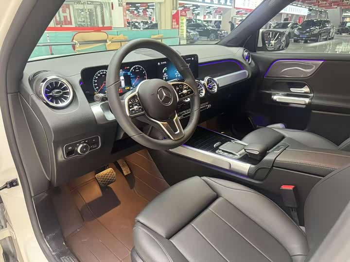Mercedes-Benz GLB 2021 GLB 200 — фото 5
