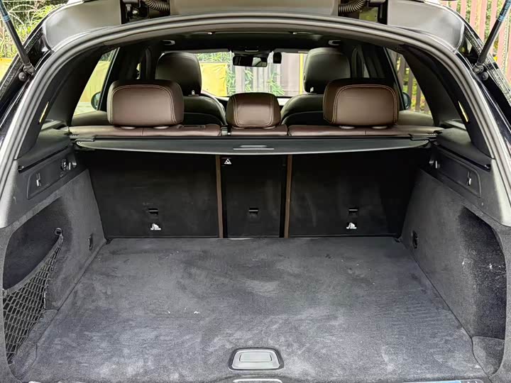 Mercedes-Benz GLC 2020 GLC 300 L 4 MATIC Luxury — фото 27
