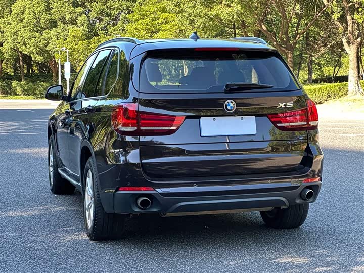 BMW X5 2014 x Drive 35i Leading — фото 13