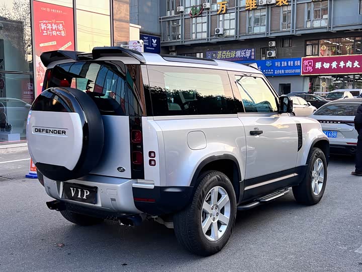 Land Rover Defender — фото 6