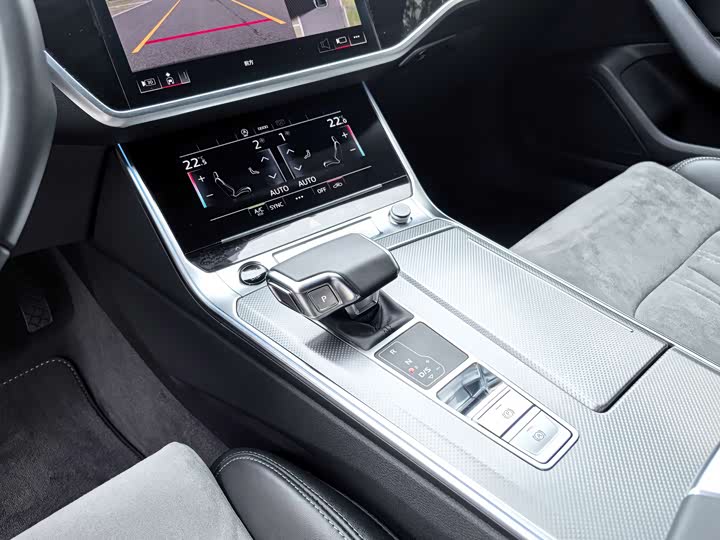 Audi A6L 2024 45 TFSI — фото 12