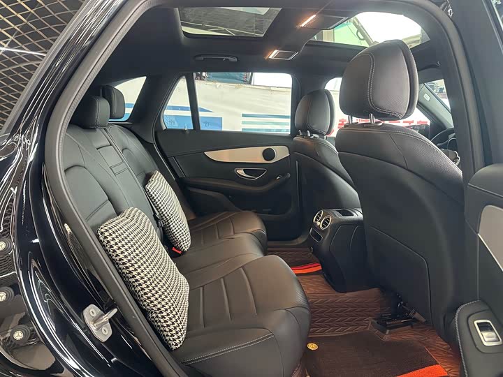 Mercedes-Benz GLC 2022 GLC 260 L 4 MATIC — фото 15