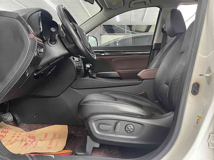 Trumpchi GS8 2017 320 T 2 WD （ ） — фото 4