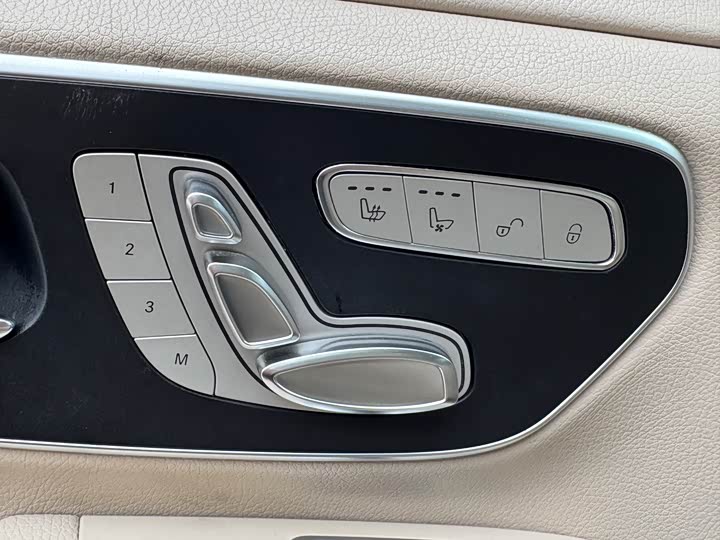 Mercedes-Benz V-Class 2018 V 260 V — фото 11