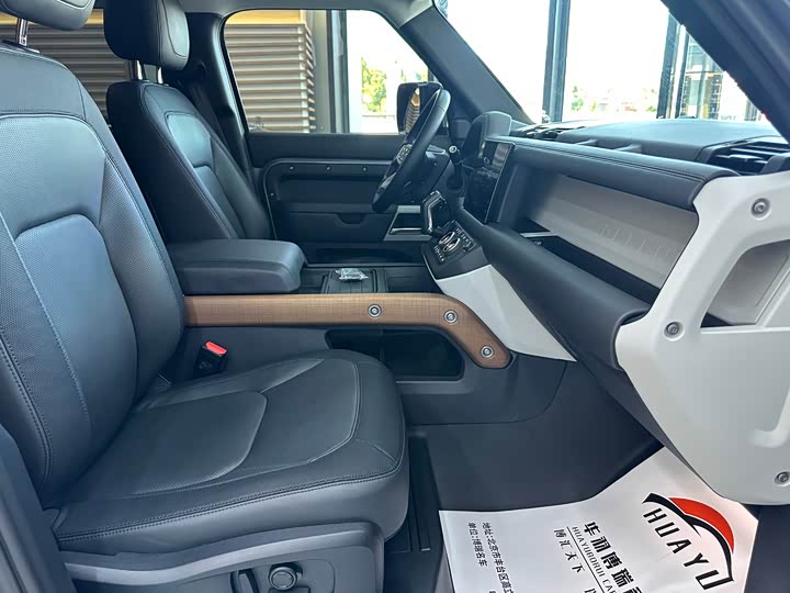Land Rover Defender — фото 21