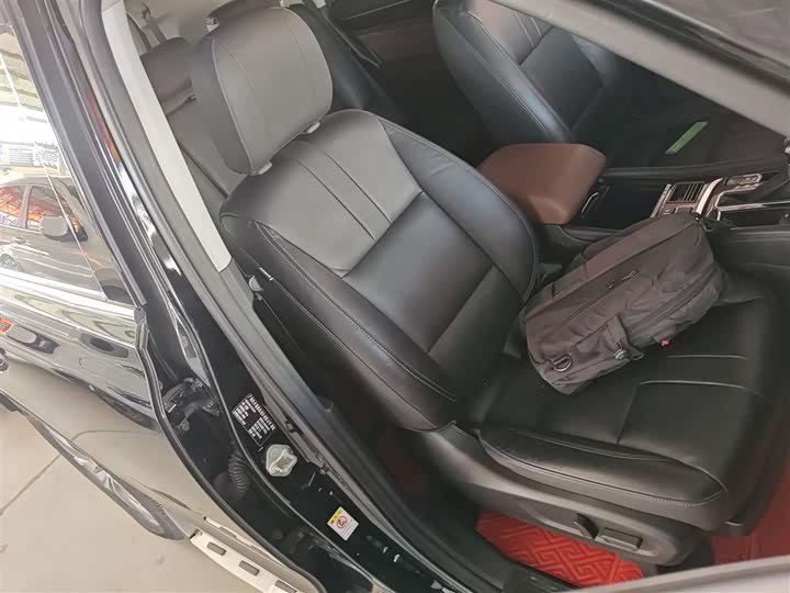 Trumpchi GS8 2017 320 T 2 WD （ ） — фото 25